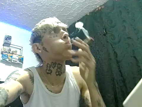 KinkyLatinCock online show from January 6, 11:20 pm