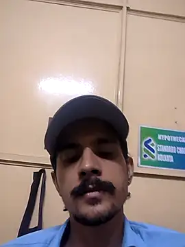 Snapshot of Sushant001 chatting on October 8, 8:46 pm Sushant001 online show from October 8, 8:46 pm