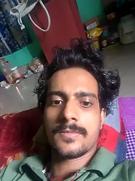 Snapshot of Sushant001 chatting on October 5, 3:21 am Sushant001 online show from October 5, 3:21 am