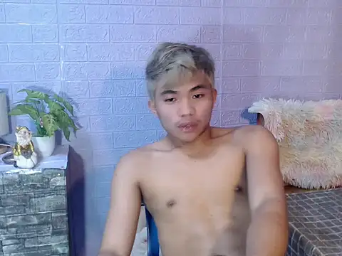 mostwantedtwink online show from May 8, 10:49 am