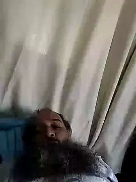 Snapshot of phvstro chatting on September 16, 4:52 pm phvstro online show from September 16, 4:52 pm