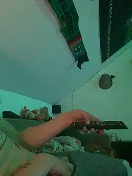 PluschLeopard online show from March 28, 11:27 pm