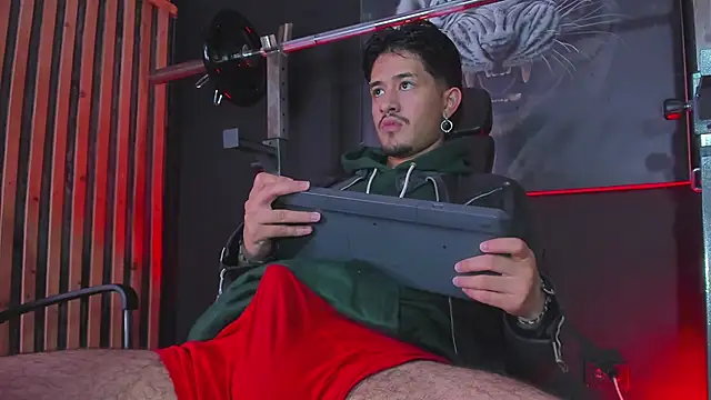 DimitriDeluxe online show from November 6, 8:12 pm