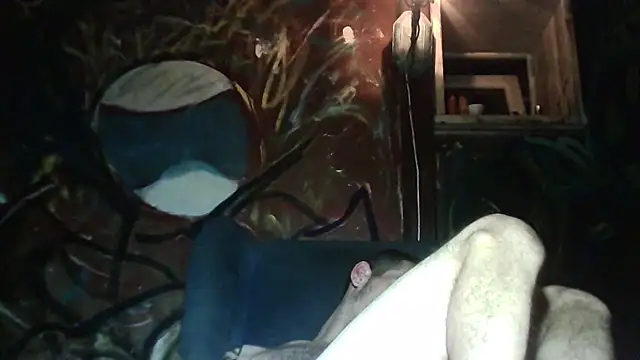 Snapshot of lovehairymature90 chatting on October 24, 4:25 am lovehairymature90 online show from October 24, 4:25 am