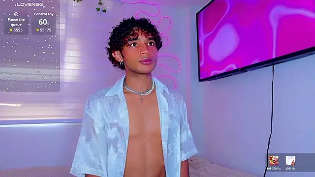 Aaron Wiinter online show from March 11, 7:43 pm