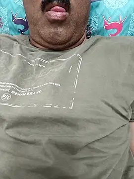 moonflower25 online show from April 25, 1:30 am