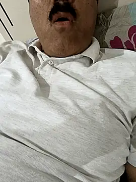 Snapshot of moonflower25 chatting on October 18, 2:22 pm moonflower25 online show from October 18, 2:22 pm