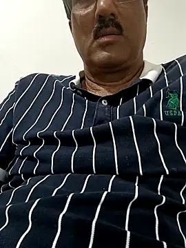 moonflower25 online show from November 7, 4:43 pm