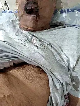 Snapshot of moonflower25 chatting on October 28, 5:37 pm moonflower25 online show from October 28, 5:37 pm