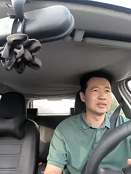 huanhuanaaaaa online show from April 27, 8:33 am