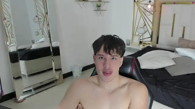 SEXYBOY VC online show from October 20, 1:15 pm