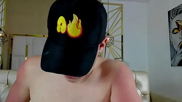 SEXYBOY VC online show from October 27, 1:46 pm