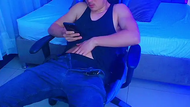 Snapshot of SEXYBOY_VC chatting on September 24, 1:20 pm SEXYBOY VC online show from September 24, 1:20 pm