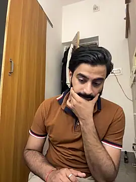 Snapshot of hottestboy03 chatting on October 24, 6:48 am hottestboy03 online show from October 24, 6:48 am