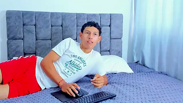 Felipe Gonzales online show from October 14, 12:56 pm