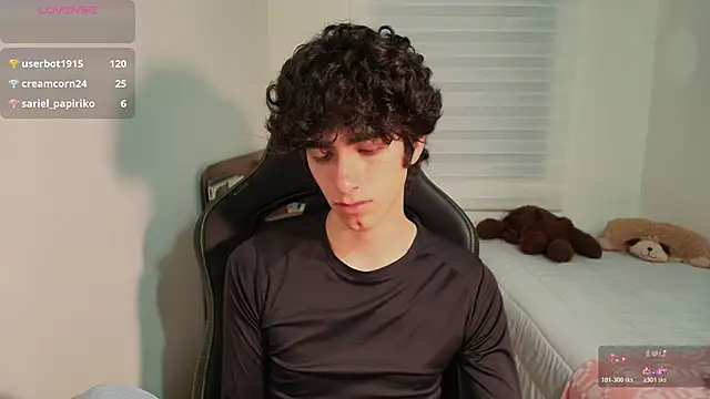 Nude Boy18 online show from June 23, 4:39 am