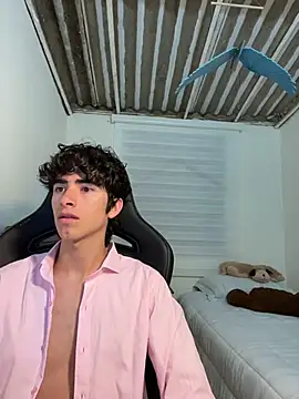 Nude Boy18 online show from June 10, 5:31 am