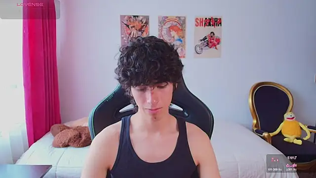 Nude Boy18 online show from June 30, 1:56 pm