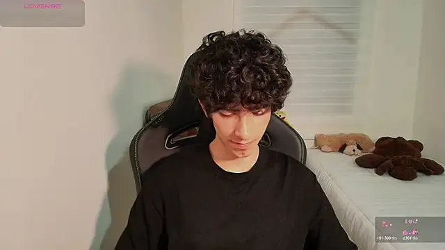 Nude Boy18 online show from June 16, 4:26 am