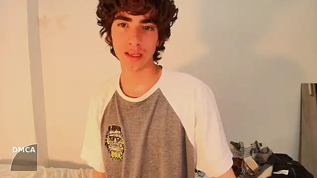 Snapshot of Nude_Boy18 chatting on September 26, 5:38 am Nude Boy18 online show from September 26, 5:38 am