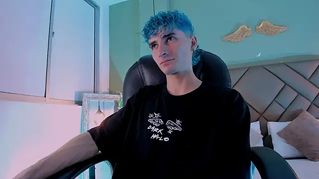 JaydenVillalobos online show from September 12, 9:37 pm