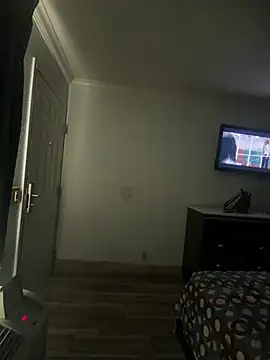 825Danie online show from March 28, 12:11 am