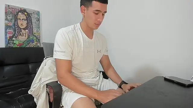 Mike3Xxx online show from October 24, 2:46 am