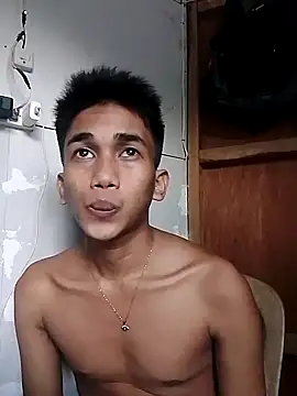 Snapshot of charlie0728 chatting on September 26, 9:56 pm charlie0728 online show from September 26, 9:56 pm