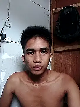 Snapshot of charlie0728 chatting on September 27, 11:24 pm charlie0728 online show from September 27, 11:24 pm