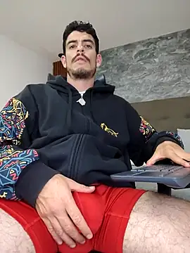 Snapshot of damian_bull chatting on September 21, 7:58 pm damian bull online show from September 21, 7:58 pm