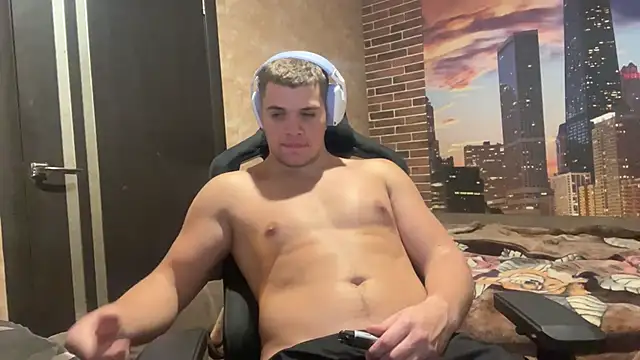 Snapshot of MusclePhantom chatting on October 23, 8:12 pm MusclePhantom online show from October 23, 8:12 pm