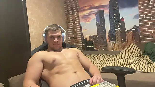 Snapshot of MusclePhantom chatting on October 27, 10:56 pm MusclePhantom online show from October 27, 10:56 pm