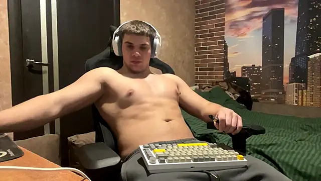 MusclePhantom online show from March 3, 8:59 pm