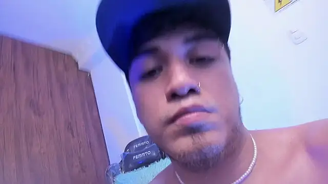 Snapshot of juanmechanic_ chatting on October 12, 6:07 am juanmechanic online show from October 12, 6:07 am