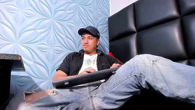 juanmechanic  online show from January 16, 4:59 am