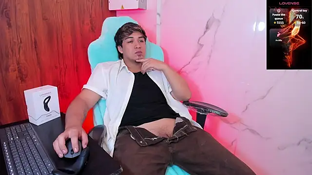 juanmechanic  online show from May 22, 2:33 pm