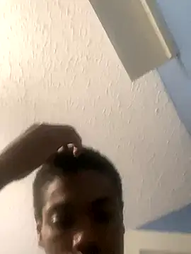 huhgtr online show from December 15, 10:29 pm