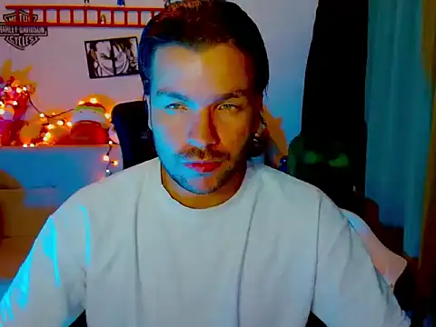 cortelioni massimo  online show from March 8, 1:14 am