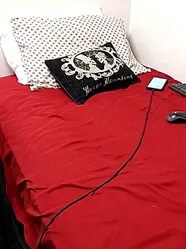 pareja-40-20 online show from April 25, 4:15 am