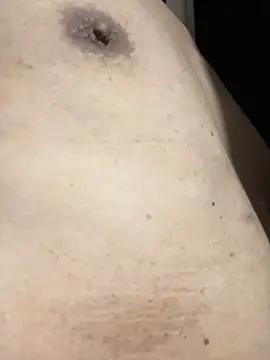 Snapshot of hotboy2x chatting on October 27, 5:10 am hotboy2x online show from October 27, 5:10 am