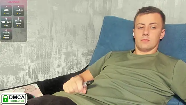 Snapshot of Mr_Sex_Please chatting on September 10, 4:05 pm Mr Sex Please online show from September 10, 4:05 pm