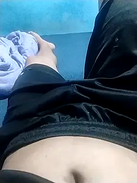 safados015 online show from April 5, 9:11 pm