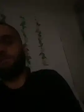 luke0852 online show from October 2, 4:05 am
