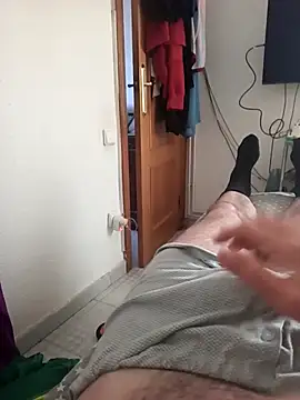 gigolobcn online show from April 27, 2:13 pm