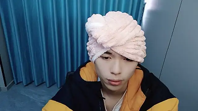 w5206t online show from April 9, 9:04 am