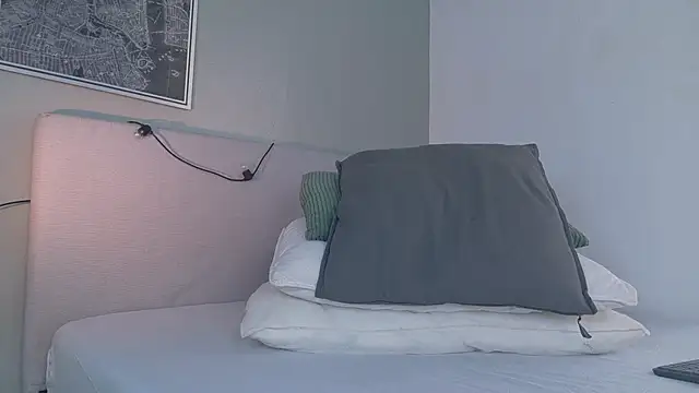 Nickifox   online show from November 25, 7:49 pm