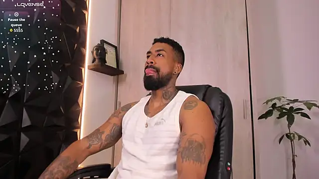 OstinDaniels online show from January 17, 11:39 pm