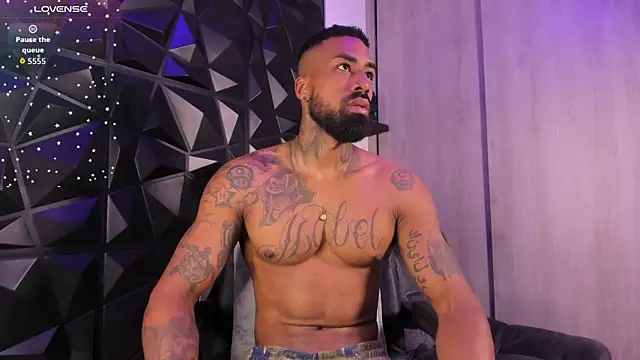 OstinDaniels online show from October 3, 9:09 pm