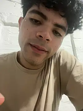 Axel-Mejia online show from June 22, 2:28 am