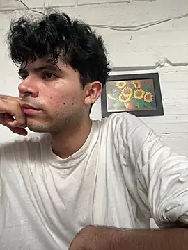 Axel-Mejia online show from June 27, 7:52 pm